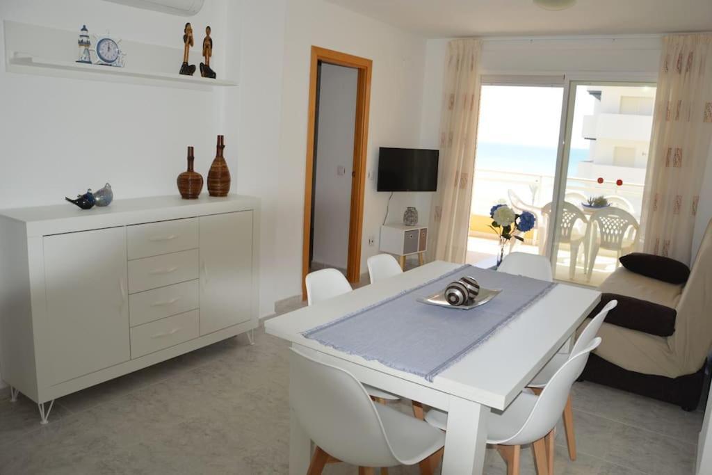 Apartamento céntrico en la playa con piscina. Peñíscola Extérieur photo